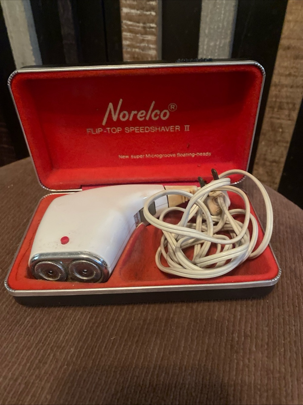 Vintage 60’s Norelco White Flip-Top Electric Speedshaver II - Men's Shaving Tool